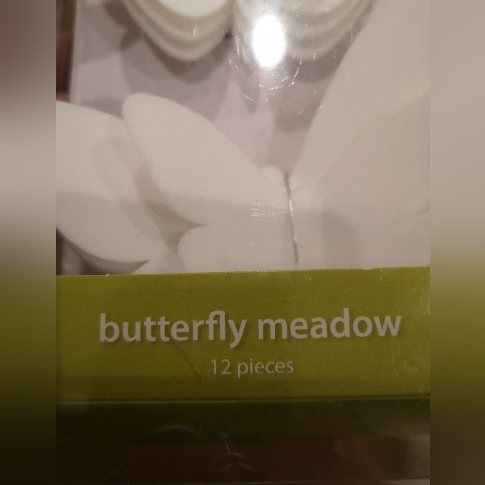 Wall pop's 3D butterflies. Room decor, wall art, butterfly, Modern Art Decor - Picture 5 of 5
